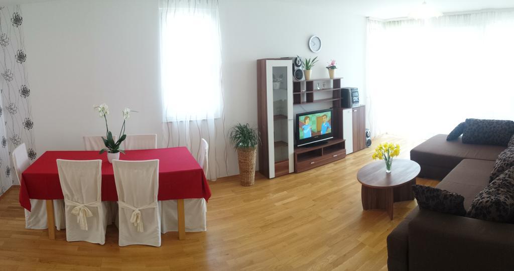 Apartment Kristijan Makarska Bilik gambar